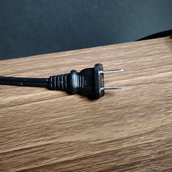 Crosley Fleetwood Speaker Radio Cd Player In Walnut (Bluetooth, Radio, CD) - Picture 11 of 15